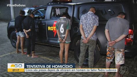 Grupo é preso suspeito de balear homem após ele agredir mulher em