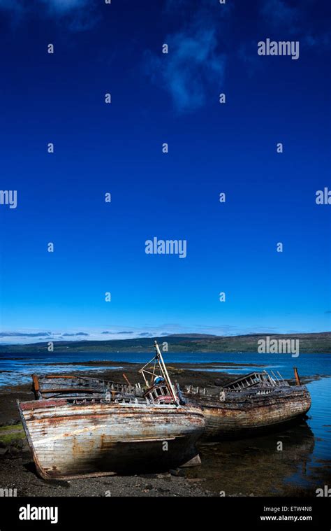 Wreck Fishing Boat Boats Salen Hi Res Stock Photography And Images Alamy