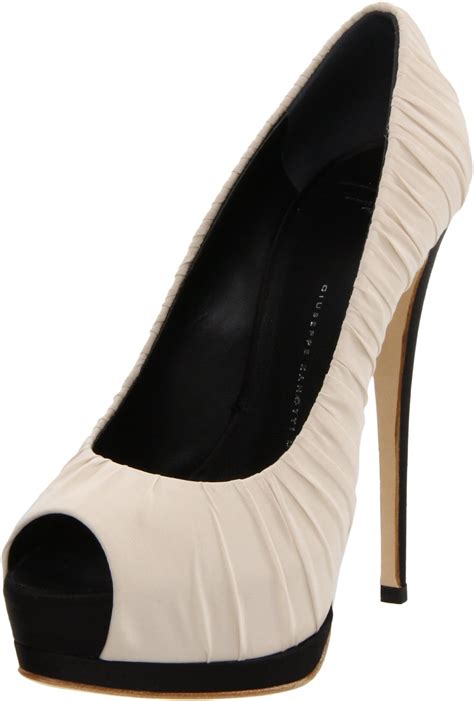 Women apparel choise: Giuseppe Zanotti Shoes Collection