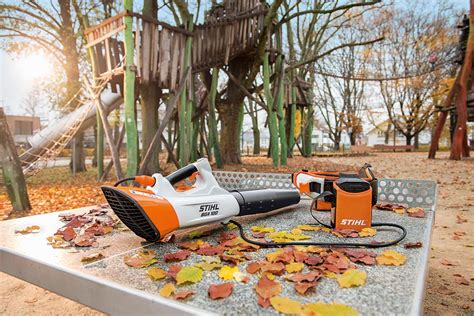How To Power Your STIHL Cordless Tool | STIHL Blog