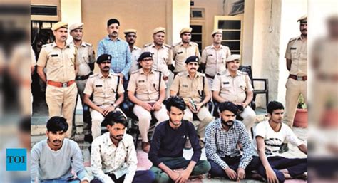 Cops Arrest 5 Detain Minor For Killing Elderly Couple Jaipur News Times Of India