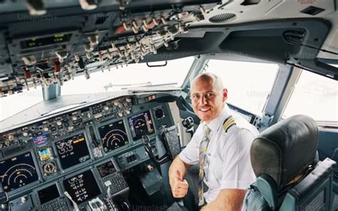 641 Best Ever, New, and High Tech Airline Slogan Ideas for 2025