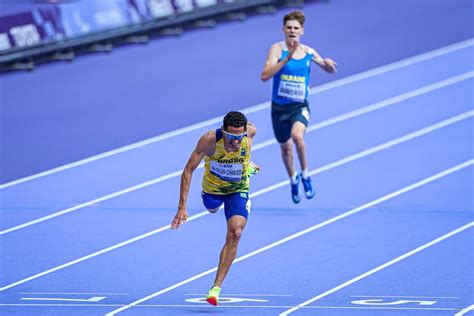 Bartolomeu Chaves Conquista Prata Nos M Da Classe T De Atletismo