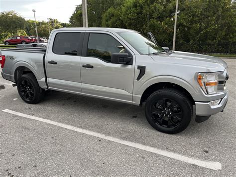 Photos Request STX Black Appearance Package F150gen14 2021 Ford