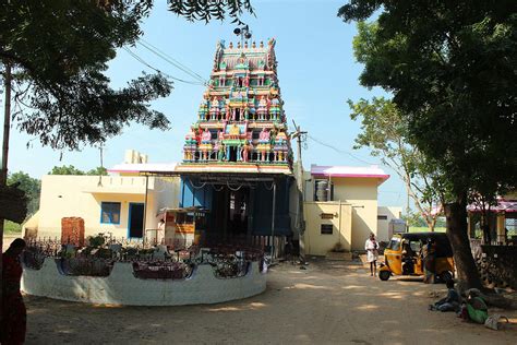 Vana Durgai Amman temple in the city Kathiramangalam