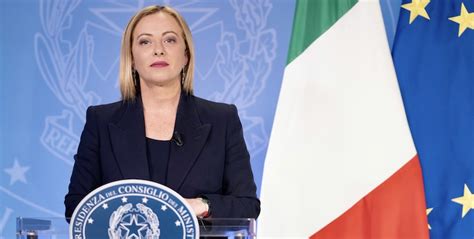 I Primi Provvedimenti Del Governo Meloni Il Post