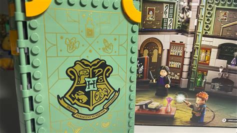 ЛУЧШИЙ ПОДАРОК ЭТО КНИГА!!! ОБЗОР НАБОРА ГАРРИ ПОТТЕР 76383 - YouTube