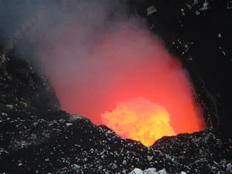 Wider coverage of satellite data better detects magma supply to ...