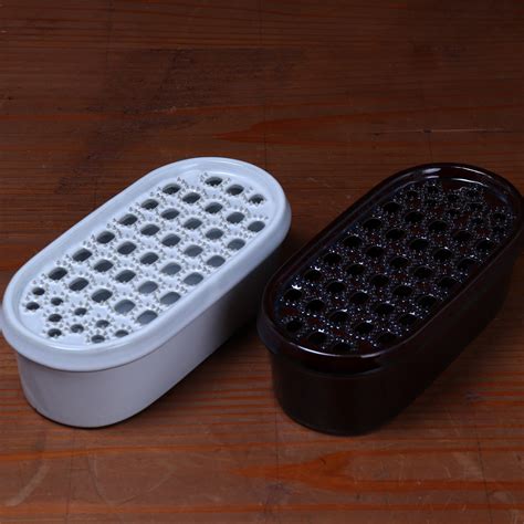 Ceramic Oni Daikon Oroshigane - Radish Grater – Bernal Cutlery