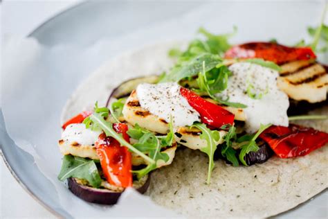 Wraps Met Halloumi En Gegrilde Groenten Ohmyfoodness Bloglovin