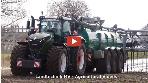 Agrarservice MV beim Ausbringen von Gülle mit einem Fendt 1050 und