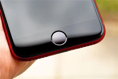 Все iPhone, которые можно брать летом 2022 года. Есть 5 достойных ...