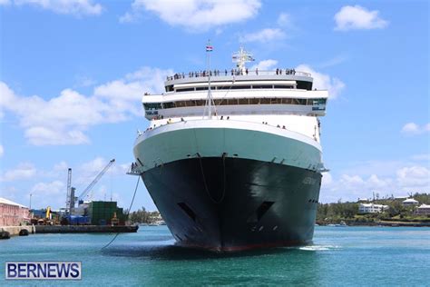 Photos Veendam Cruise Ship Docks In Hamilton Bernews