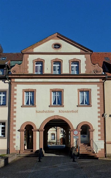 St Peter Im Schwarzwald Das Barocke Torhaus Ist Der Haupteingang Zum