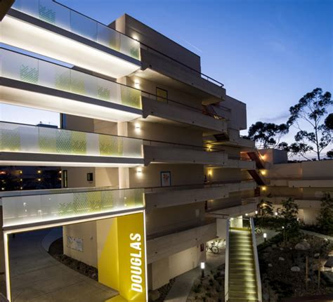 UCSD Warren College Pedestrian Bridge - SDLA