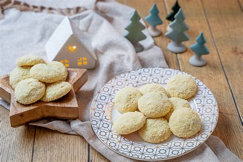 Zarte Schneebälle einfaches Rezept für Vanille Butter Plätzchen