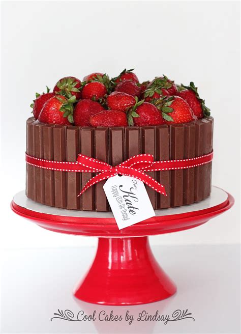 Kit Kat Cake With Strawberries Birthday Desserts Chocolate Cake Decoration Strawberry Cakes