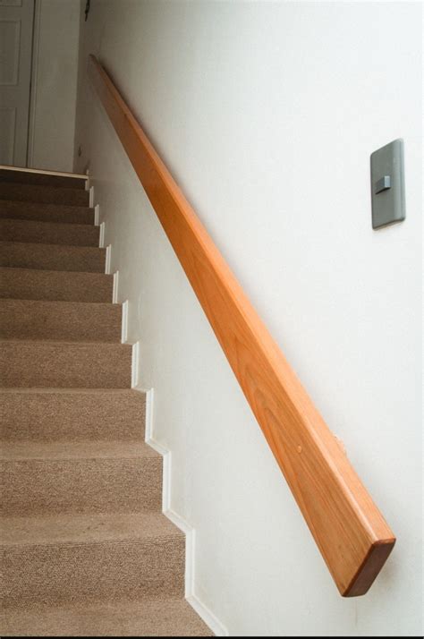 Pin By Patty Alba On VARIOS Wooden Staircase Railing Stair Handrail