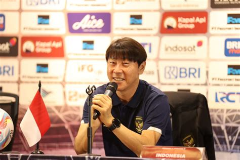 Shin Tae Yong Optimistis Bisa Cetak Sejarah Baru Untuk Timnas U