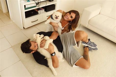 Ego Nicole Bahls Apresenta Cadela Nova E Revela Que Seus Animais T M