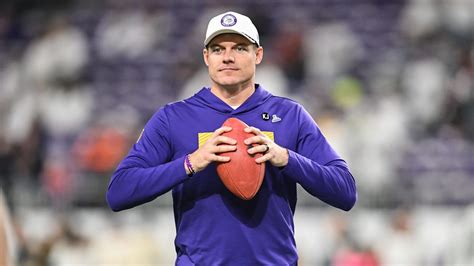 NFL Executives Predict Kevin O Connell To Win Coach Of The Year In