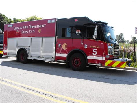 Chicago Fire Department Squads And Snorkels Midwestfiredepts