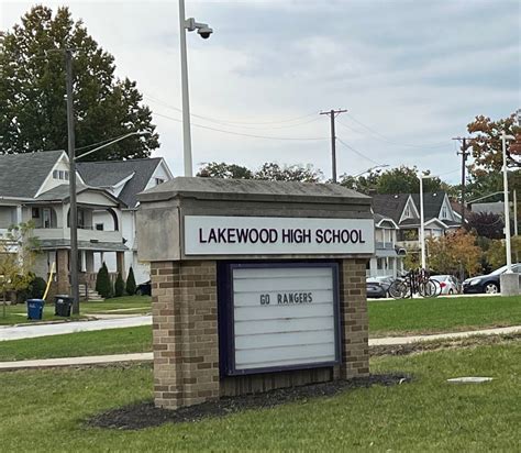 Lakewood High Schools Inaugural Philanthropy Club Awards Local