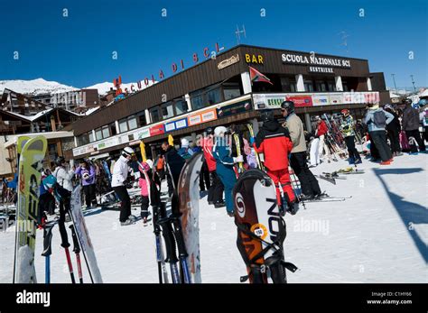 Sestriere ski resort hi-res stock photography and images - Alamy