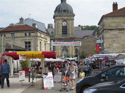 Bar le Duc succès du marché bio à Notre Dame