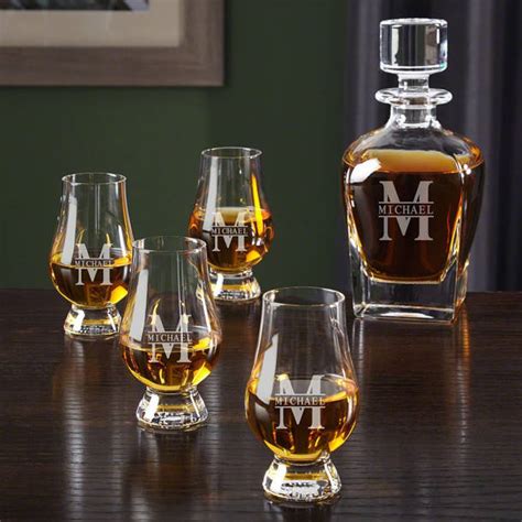 Home Wet Bar Twist Whiskey Decanter Set With Engraved Ebony T Box