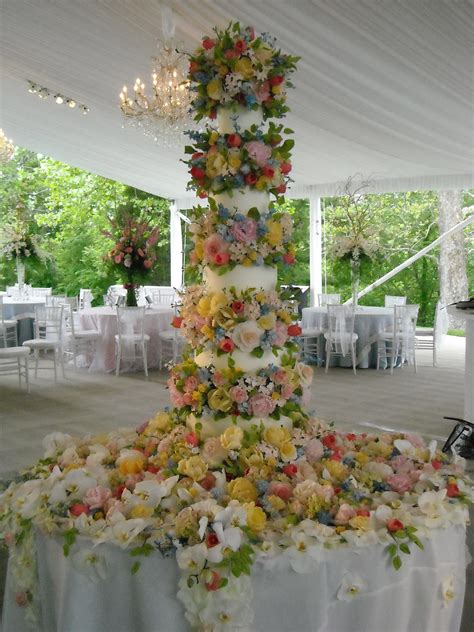 Sylvia Weinstock The Most Magical Wedding Cakes Floral Wedding