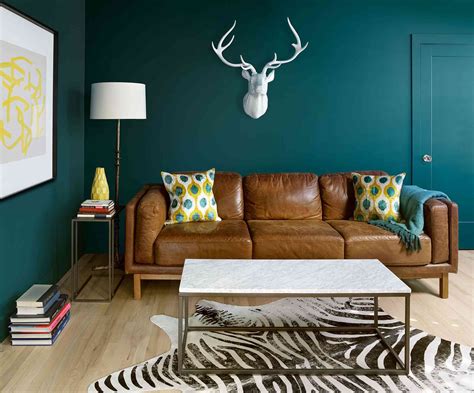 What Color Walls Go With Brown Furniture