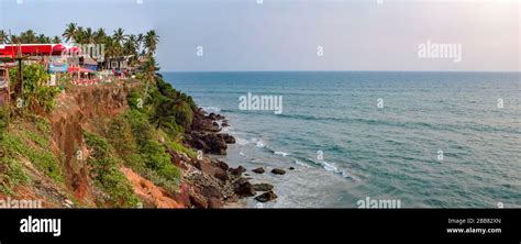 Varkala cliff hi-res stock photography and images - Alamy