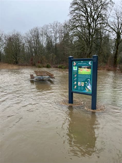 Live Updates: Hwy 101 closed near Seaside due to flooding; Multiple