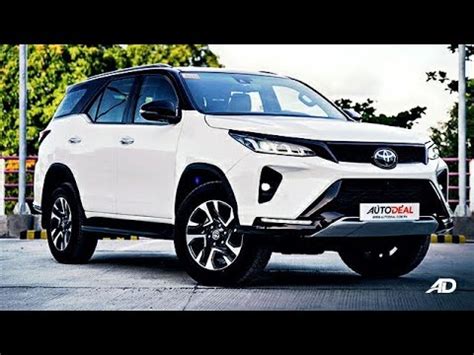 Toyota Fortuner Detalles Interiores Y Exteriores Suv De Lujo