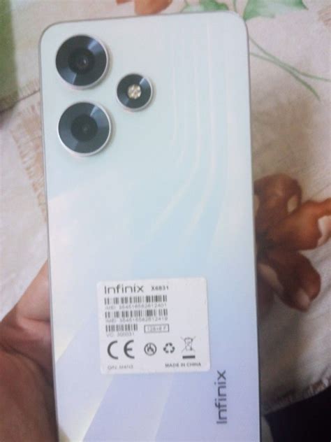 Infinix Hot 30 Sonic White 128 GB Mobile Phones Gadgets Mobile Phones Android Phones