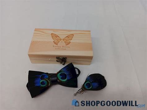 Luxury Bowtie Collection Peacock Midnight Eye Feather Bow Tie And Lapel Pin Set