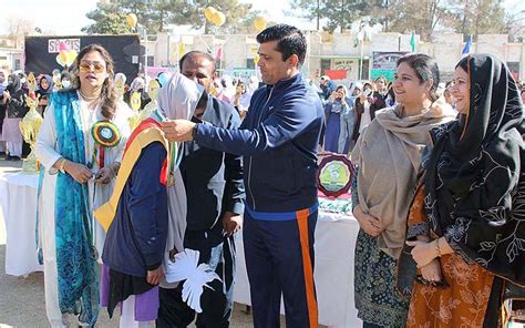 Pakistan Cricket Teams Renowned Player Kamran Akmal Distributes