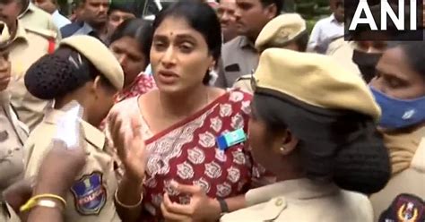 Tspsc Paper Leak Police Stop Y S Sharmila From Leaving Her House To