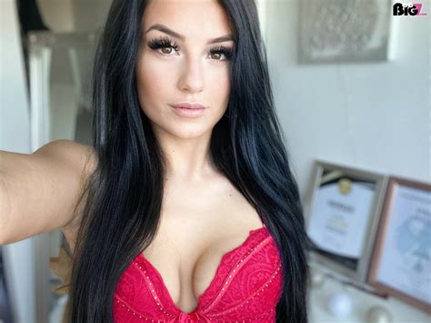 Deluxxegirls On Twitter Kennst Du Schon Lacylynn Hier Kannst Du Sie