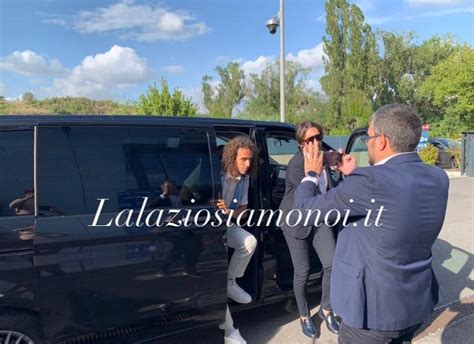 Lazio Guendouzi Esce Dalla Paideia Terminate Le Visite FOTO VIDEO