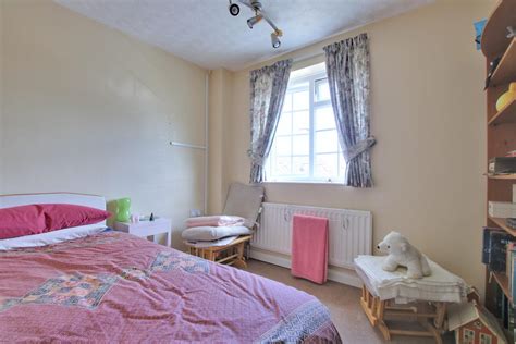 For Sale: West Wellow, 4 Bedroom Property from Pearsons Estate Agents