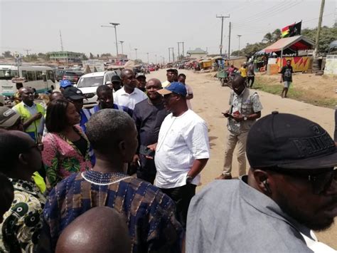 Amoako Attah Cuts Sod For Construction Of Two Lane Dual Carriageway On