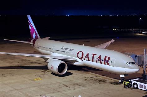 Qatar Airways Fleet Boeing 777 200lr Details And Pictures