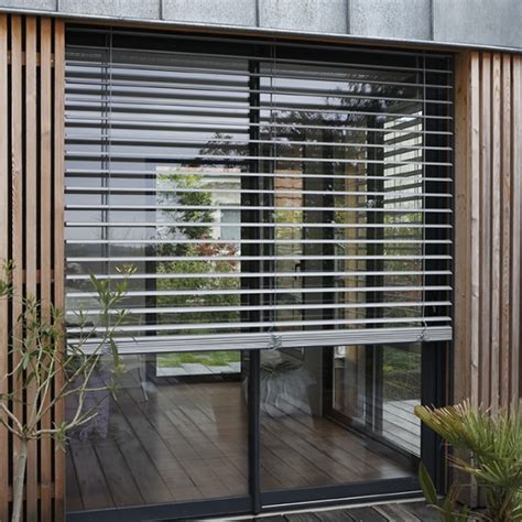 Brise soleil orientable à lacettes Franciaflex