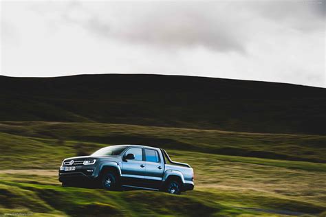 2019 Volkswagen Amarok Black Edition UK Version Stunning HD Photos