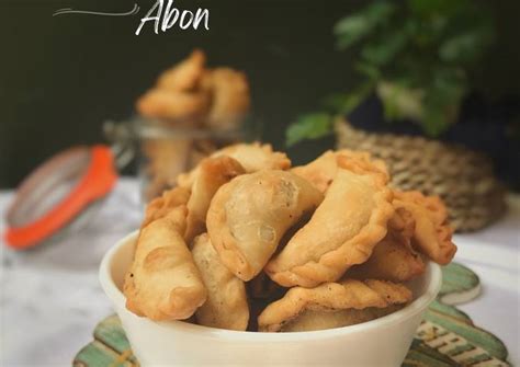 Resep Pastel Abon Mini Oleh Trienza Ririn Cookpad