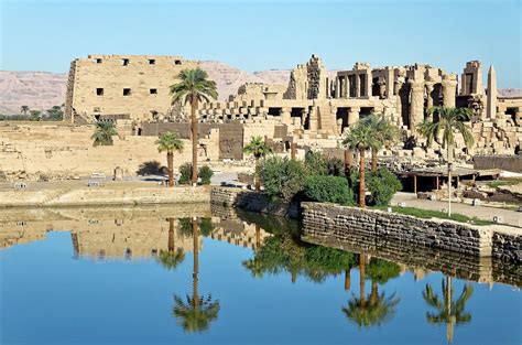 Entdecken Sie Den Karnak Tempel Auf Aegyptende
