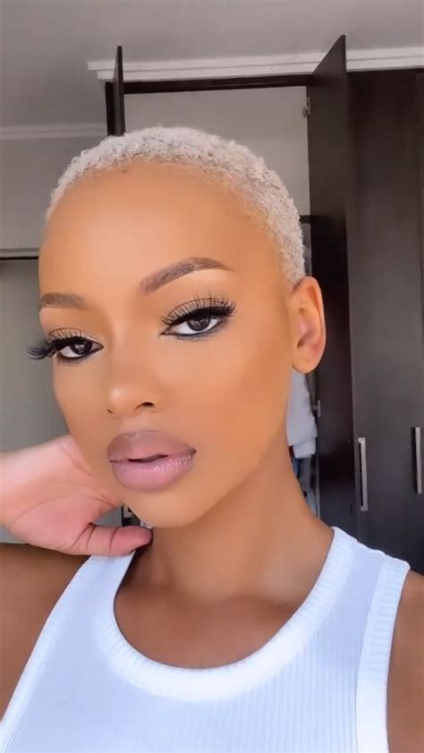 Pin By Lakeisha Michelle On Bald Head🤩 Short Platinum Blonde Hair Short Sassy Hair Short