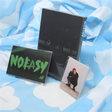 STRAY KIDS - NOEASY (LIMITED) - Comprar em K-Line Store